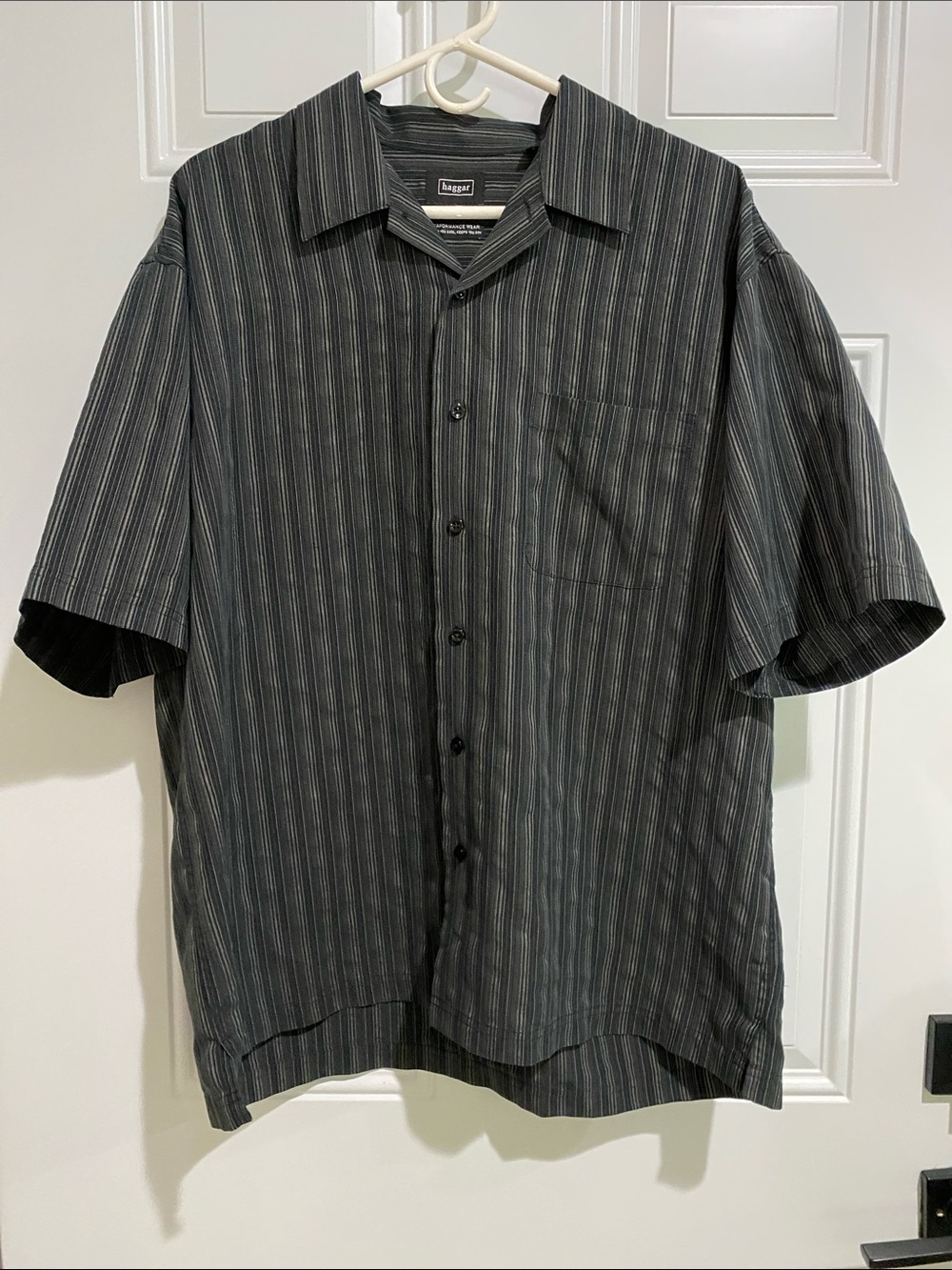 Haggar Black and Gray Striped Short-Sleeve Button-Down Shirt
